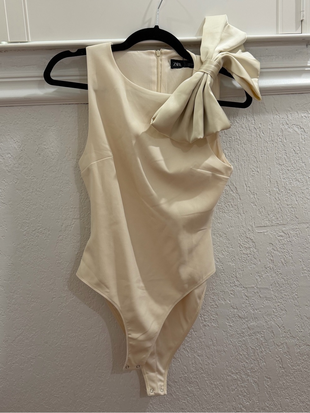 Zara Cream Asymmetric Bow Bodysuit